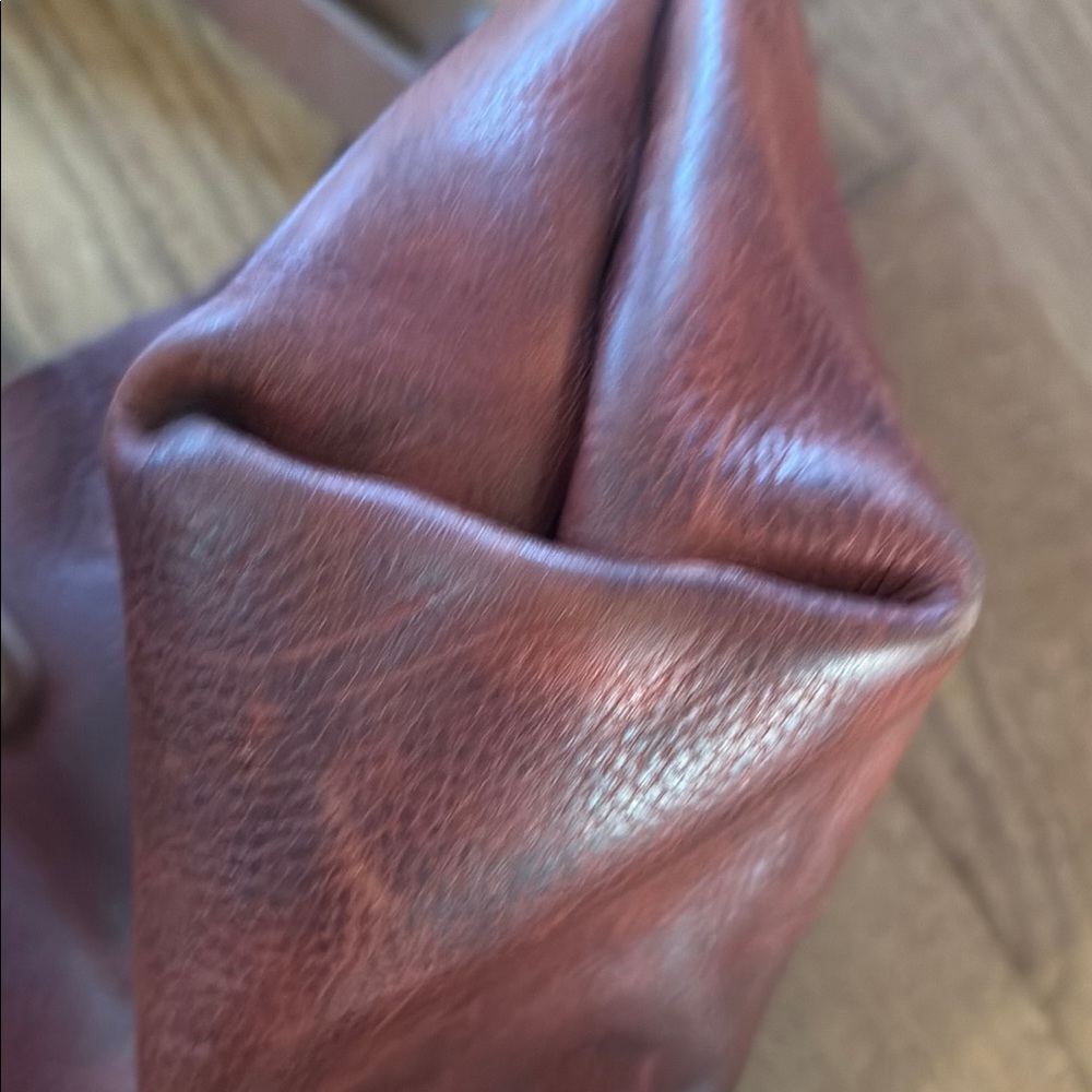 KMM & Co Mini Tote - Picture 3 of 10